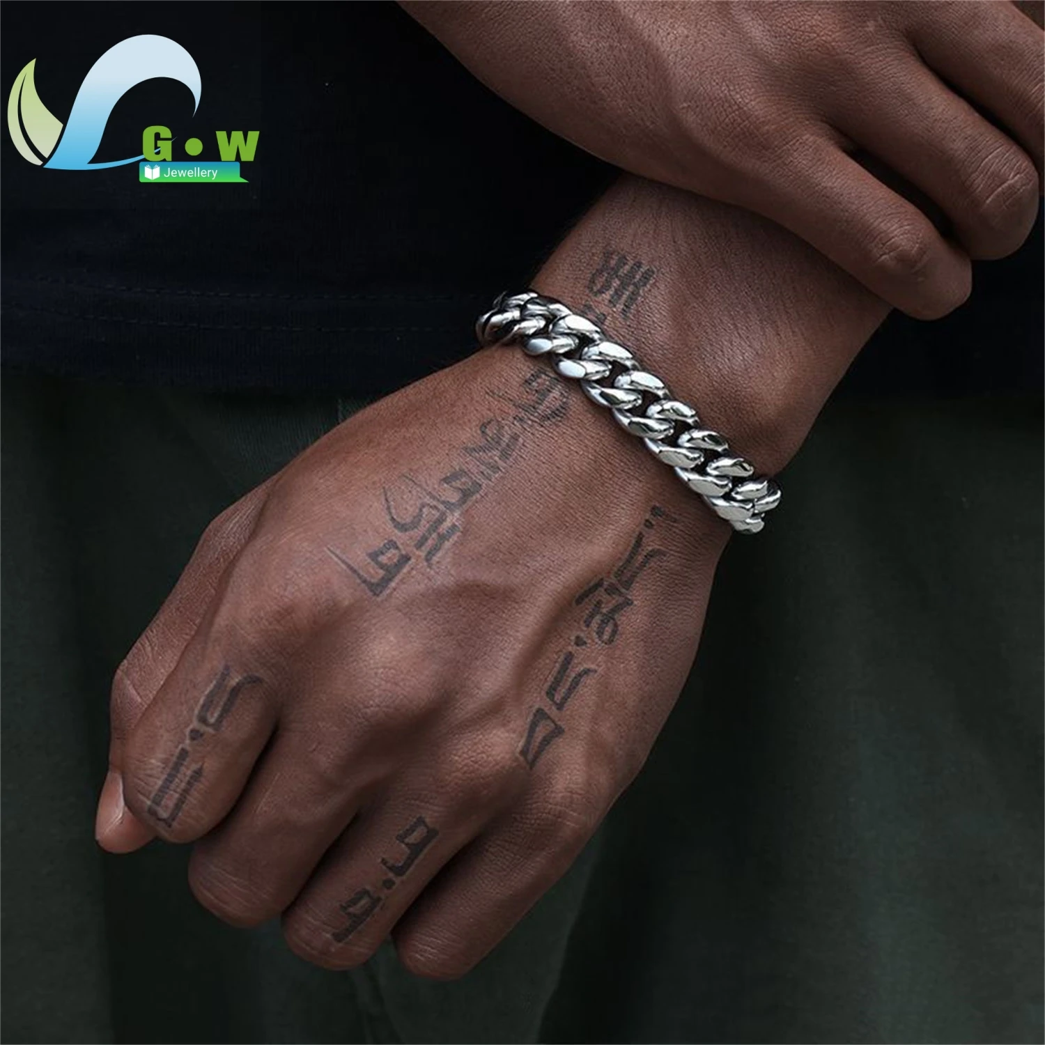 

Men's Cuban Link Chain Stainless Steel Gold Plated Bracelet Hip Hop Jewelry Adjustable Biker Cuff Edgy Streetwear Gift Durable