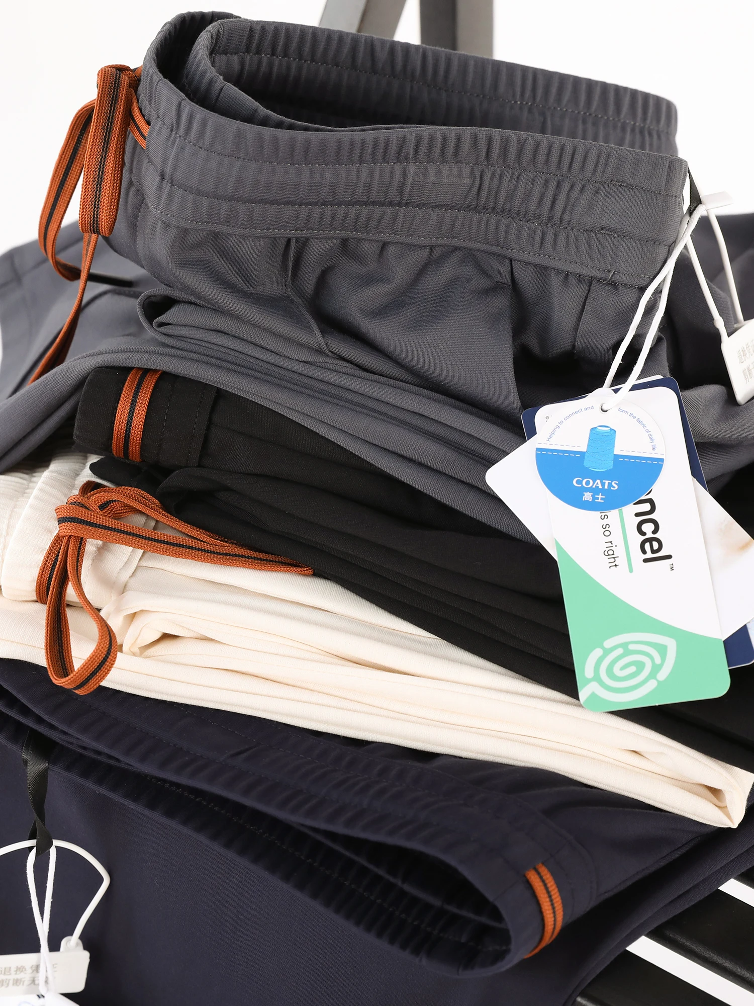 Pantalones italianos de lujo serie ZZ 2025, primavera y novedad de verano, pantalones de mezcla Tencel de seda de morera fresca de alta gama para hombre