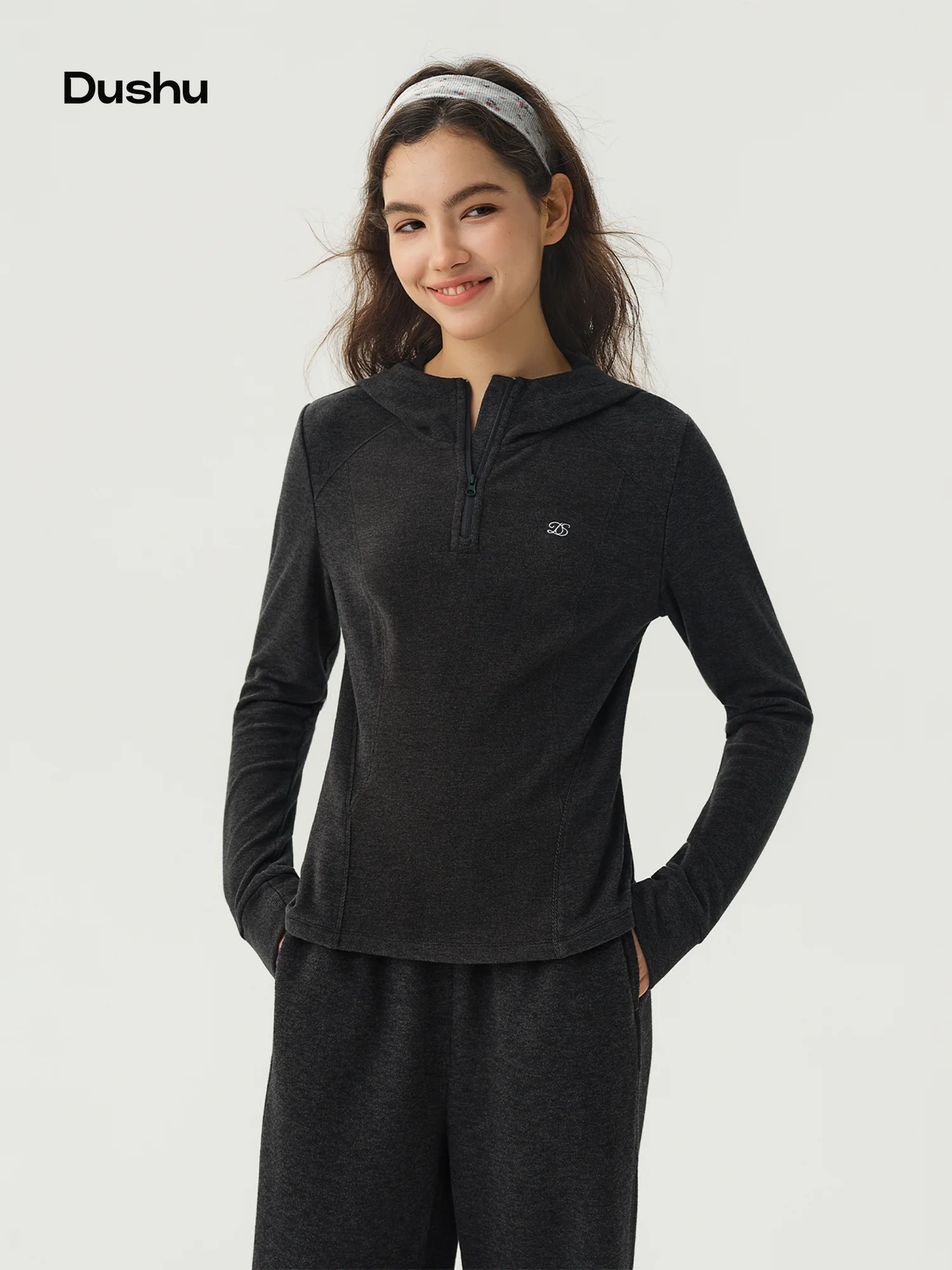 DUSHU Plus‑Size Curved Waist Slim‑Fit Hoodie 2026 Winter New Skin‑Friendly Soft Cozy Casual Long‑Sleeve Top for Curvy Ladies