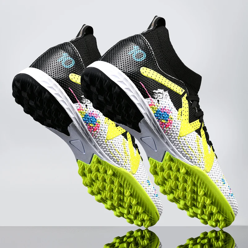 

Professional Soccer Shoes TF Broken Nail Teenagers Durable Looking HighTops Training Shoes Adult Outdoors Non Slip FootballShoes