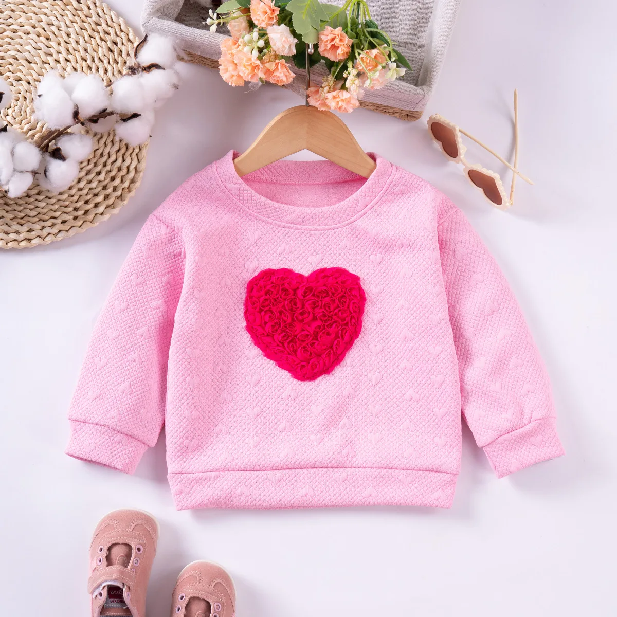 Recién llegado, sudadera de manga larga para niño niña, Top cálido de cuello redondo con estampado de corazón y rosa, sudaderas con capucha para niña de 1 a 7 años