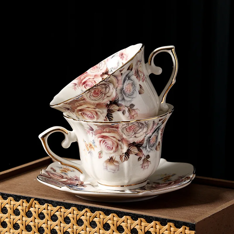 European-style Flower Coffee Cup Saucer Western-style Retro Gold Ceramic Mug Home Senior Sense Teacup