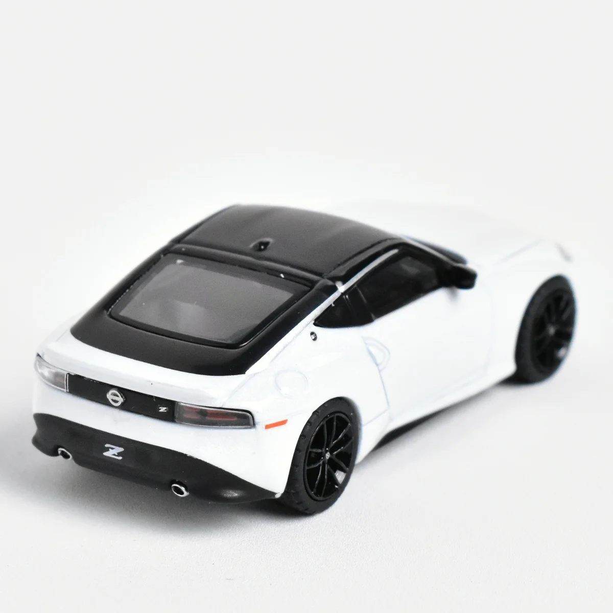 MINI GT 599 1:64 Fairlady 400Z Car Model