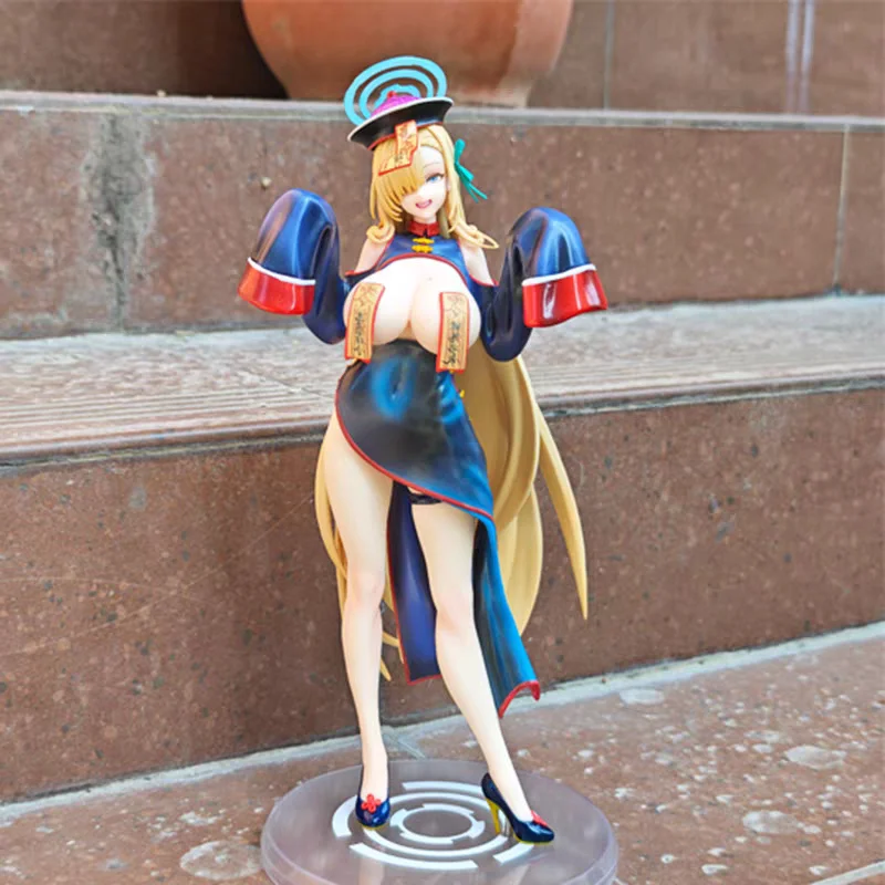 

High quality replicas of GK toys zombie girls, and Naruto models as well as game peripherals and case decorations