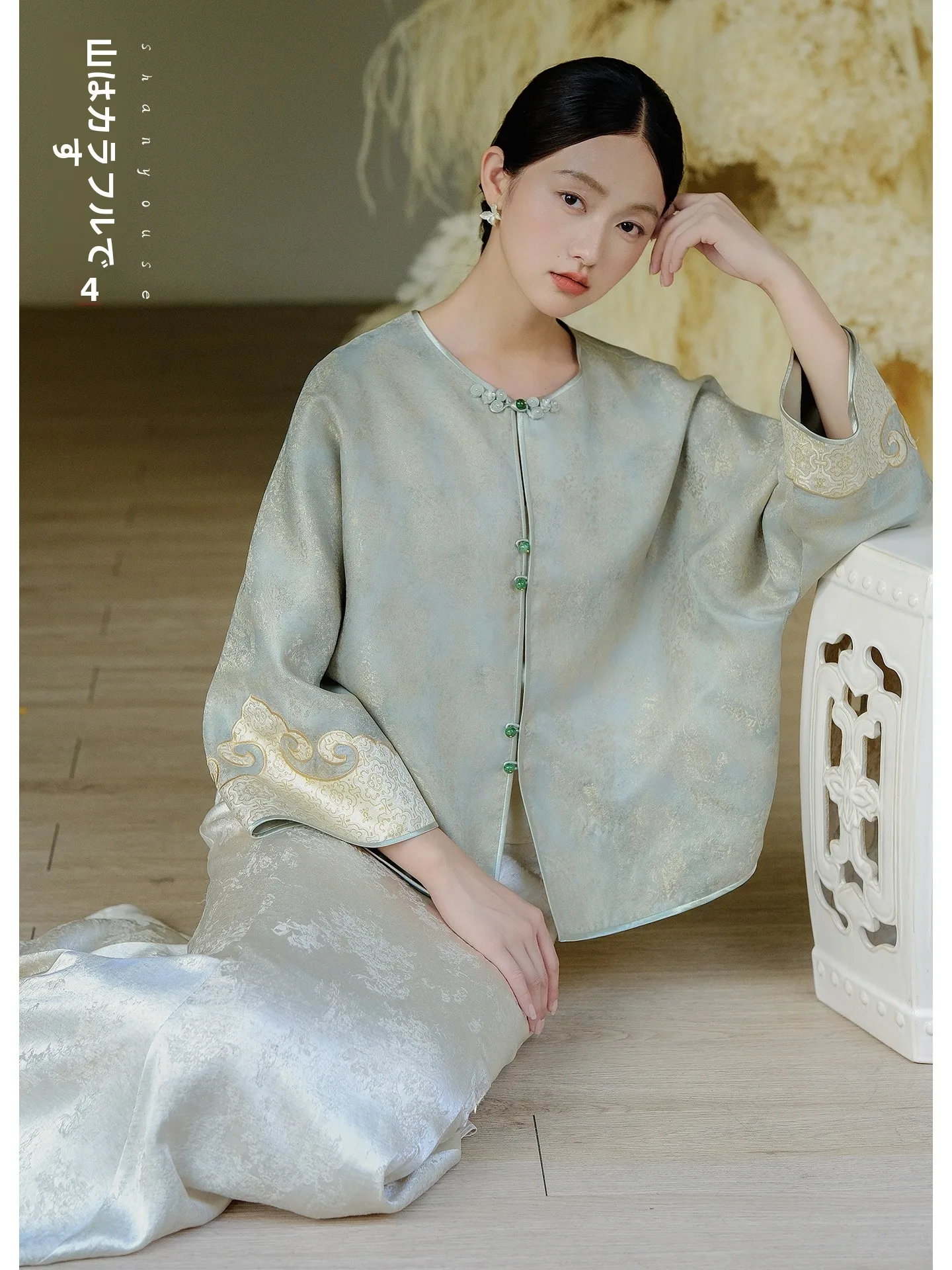 

Новая женская куртка в китайском стиле с длинными рукавами, 2025, новинка, повседневная, свободного кроя, с круглым вырезом, традиционный китайский модный топ