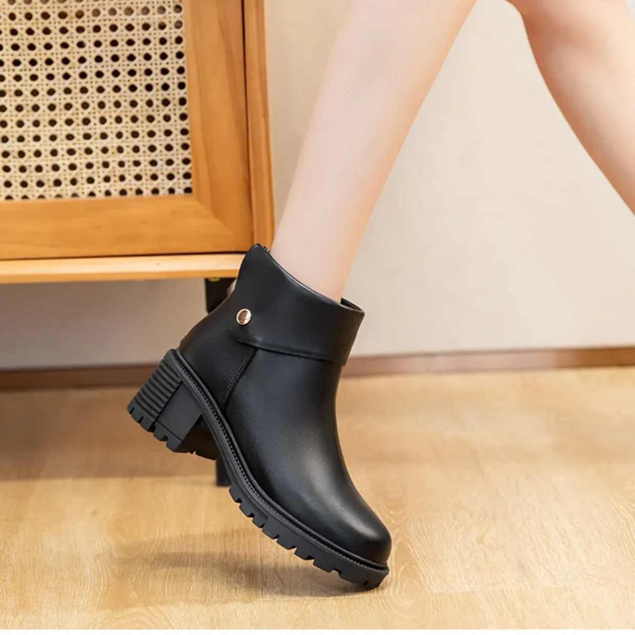 New In Booties Very High Heels Ankle Boots for Women Heeled Autumn Footwear Pu Y2k On Promotion Hot Trend 2024 Woman Short Shoes