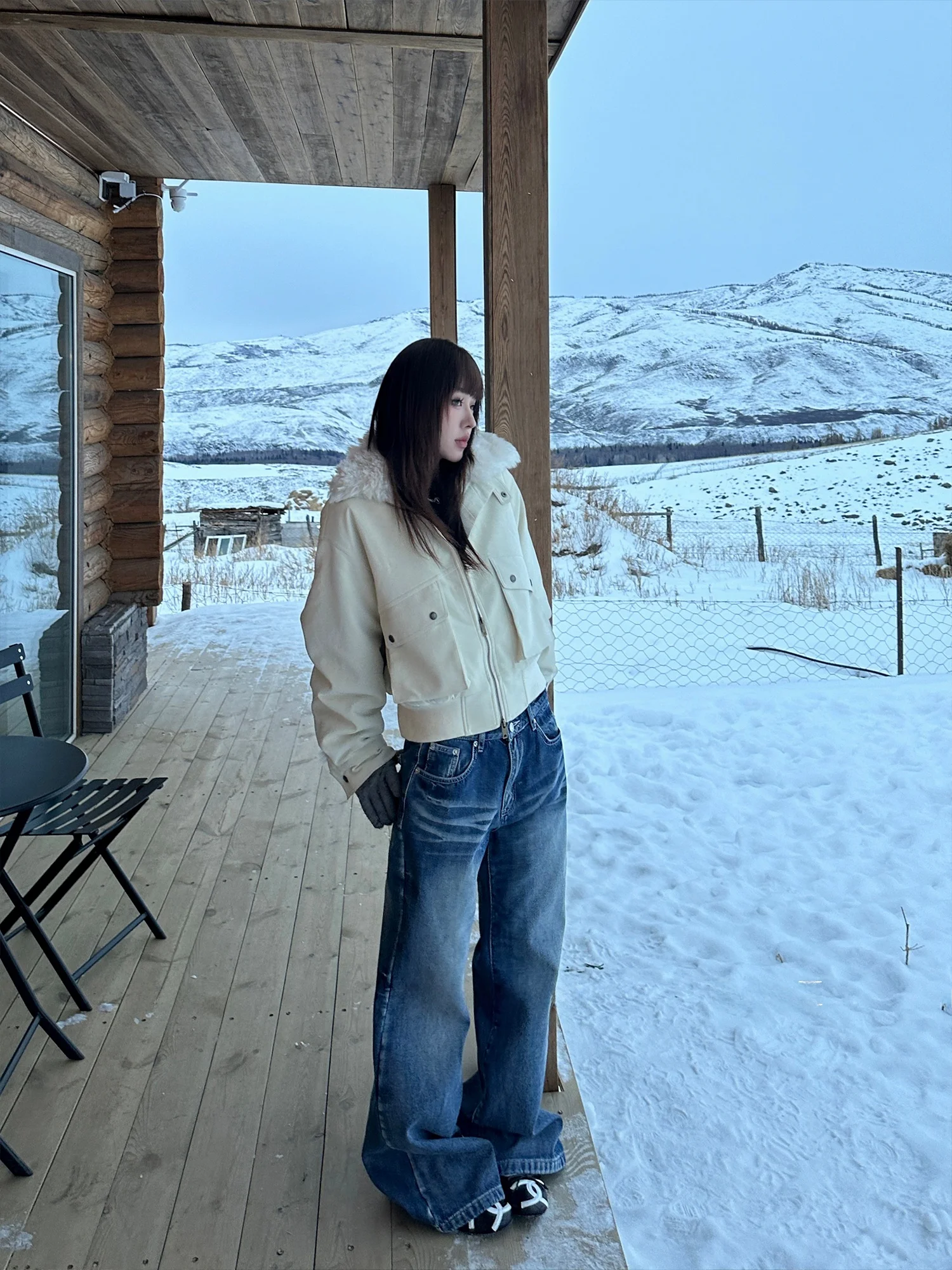 ファリンXバーンスタイル取り外し可能なファー襟付き厚手ショート丈レディースワークウェアジャケットルーズフィットポリウレタン生地長袖ジッパー開閉