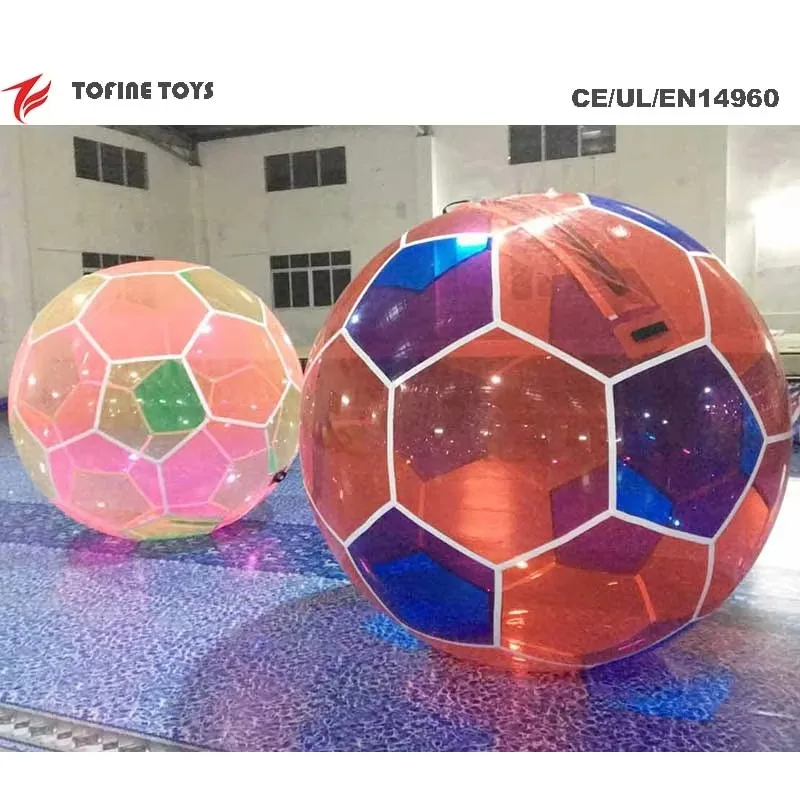 인플레이터블 워터 볼 - 인간이 안에 들어가서 떠다니는 장난감