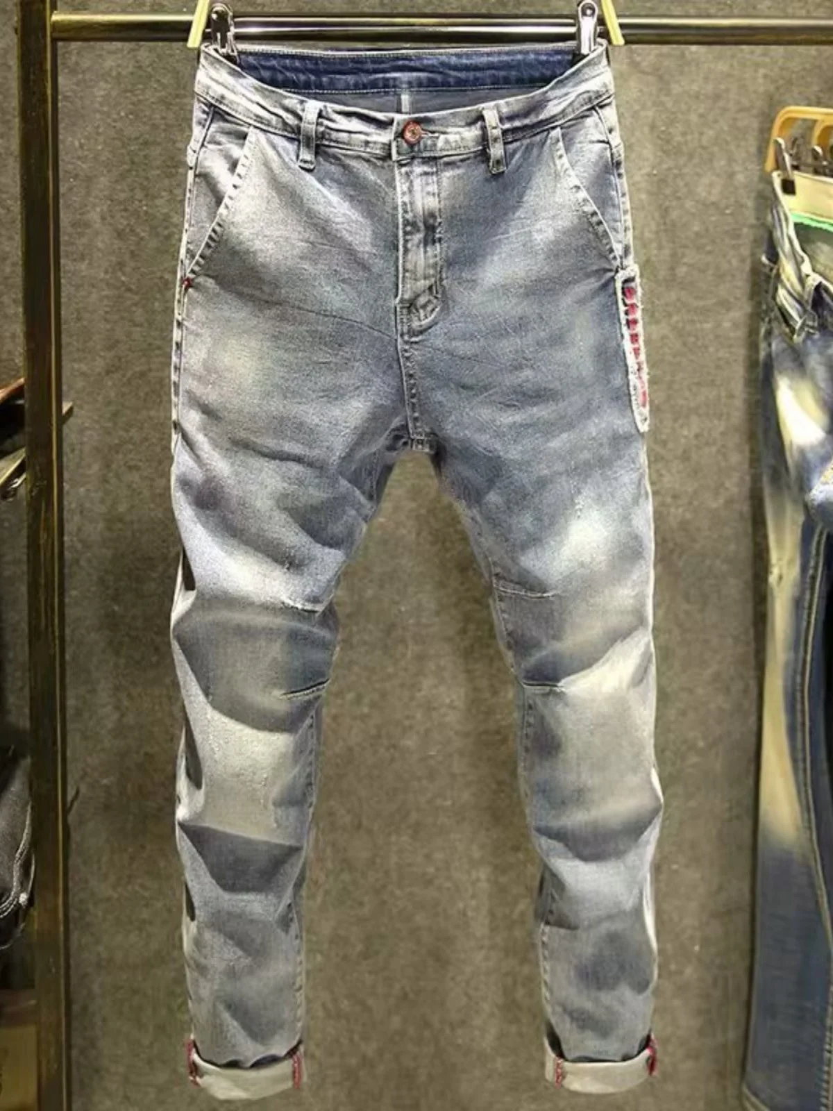 

Мужские повседневные модные джинсы из денима с вышивкой, зауженные, весна-осень, светлые, с нашивками, эластичные, длинные брюки