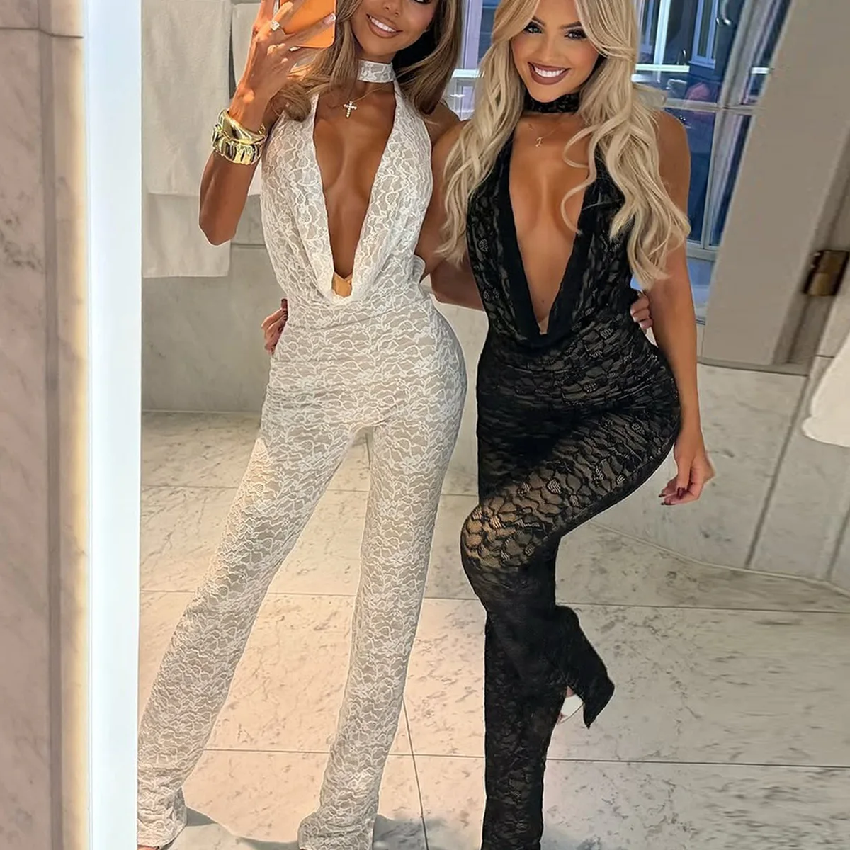 

Spring/Autumn New Arrival: Sensual Halter Neck, Backless V-Neck European Lace Jumpsuit for Women