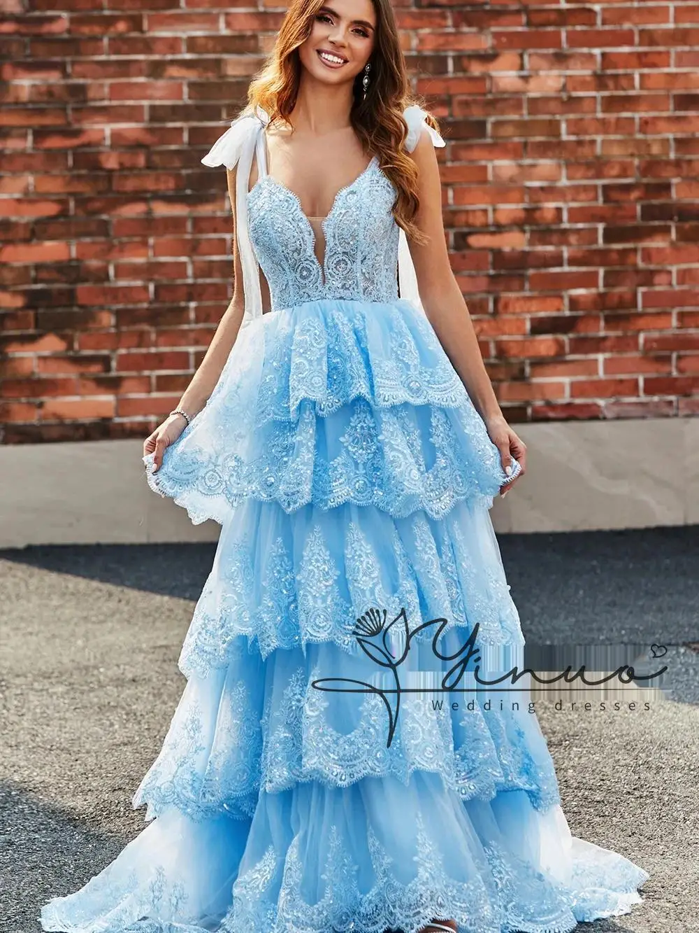 Vestido de cóctel personalizado con escote en V profundo, vestido de noche con apliques de lentejuelas brillantes, elegante corte en A, vestidos largos escalonados para graduación