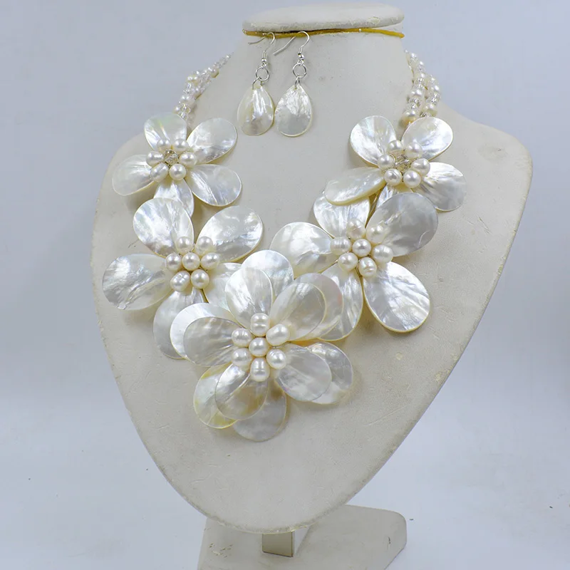 New Style ! African Beads Jewelry , Freshwater Pearl  Shell Flower Necklace For Wedding Or Party,20\