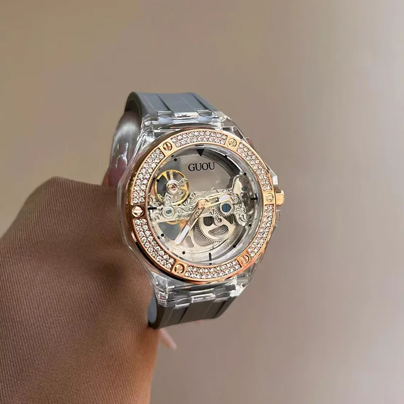 New Women'S Watch With A Large Dial Luxurious Simple And Stylish Design A Perfect Gift For Women. Fashionable Quartz Wristwatch.