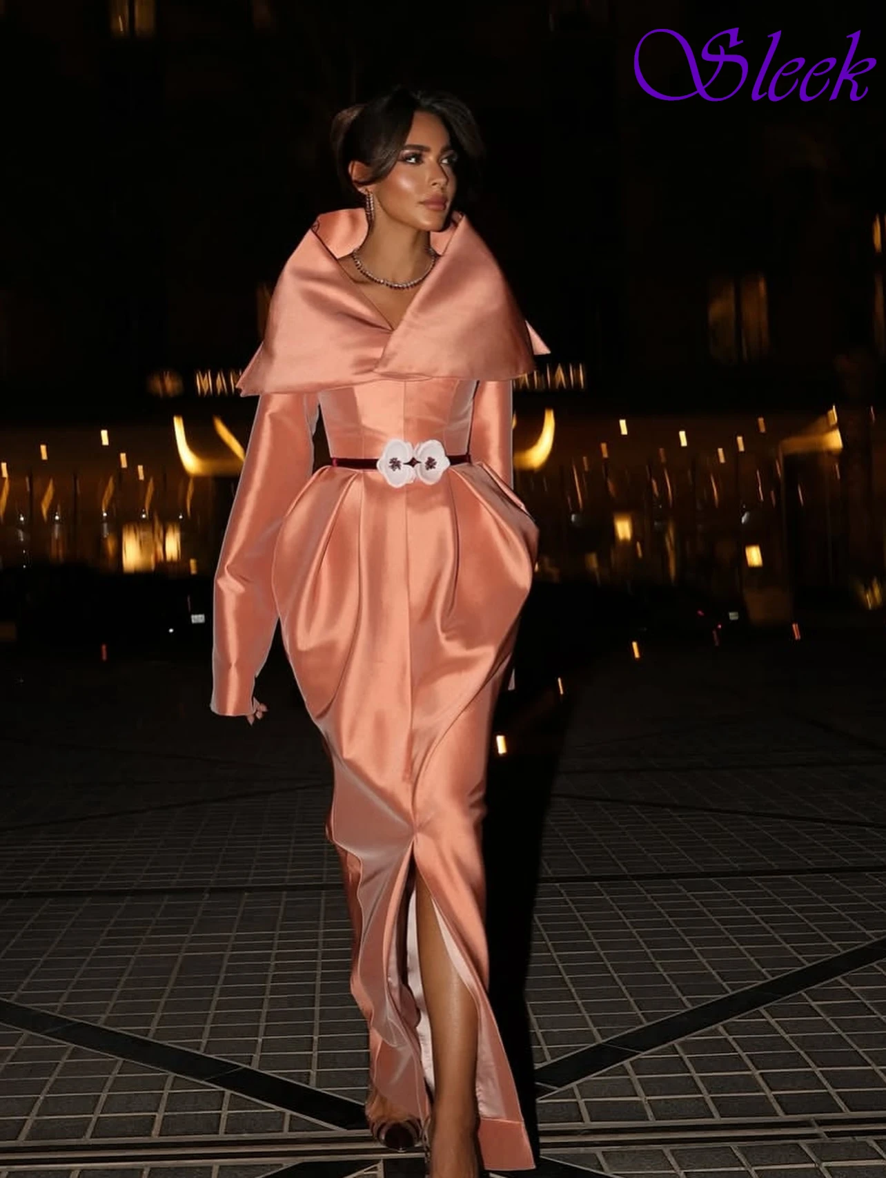 

Customized Straight V-Neck Long Sleeves Elegant Evening Dress Delicate Fashion Bespoke Occasion Gowns High Quality Party Dress