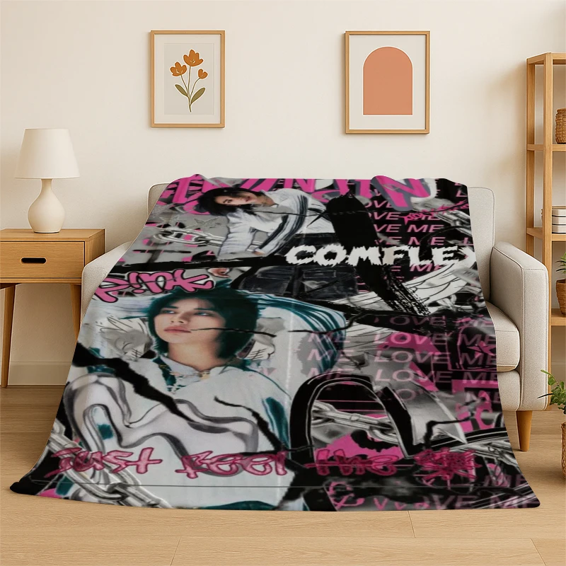 Kpop Hyunjin Stray Kids Musik-Flanelldecke, weiche, warme Decke für Schlafzimmer, Wohnzimmer, Bett, Reisen, Camping, Picknick, Geschenk