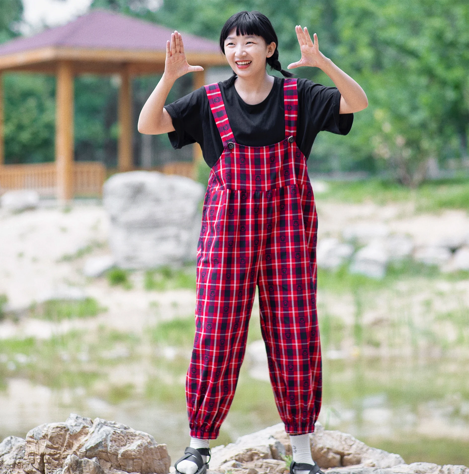 Quan Independent Design Plaid Bear Embroidery Wide Leg Jumpsuit Casual Pants Cotton l Waist Nine Points Length