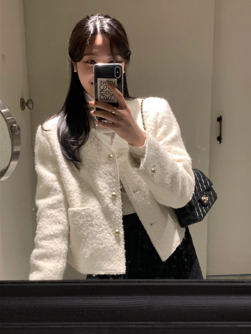 Fragrant V-Neck Gold Single Breasted Loose Pocket Solid Color Coarse Woolen Coat Women Chic Autumn