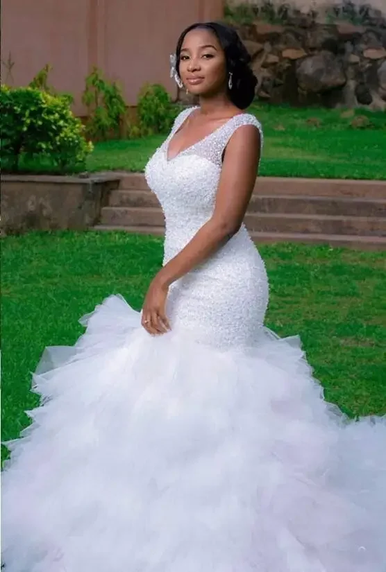 

Customized African Custom Made Formal Bridal Gowns Designs Lace Beading Mermaid Wedding Dresses 2023