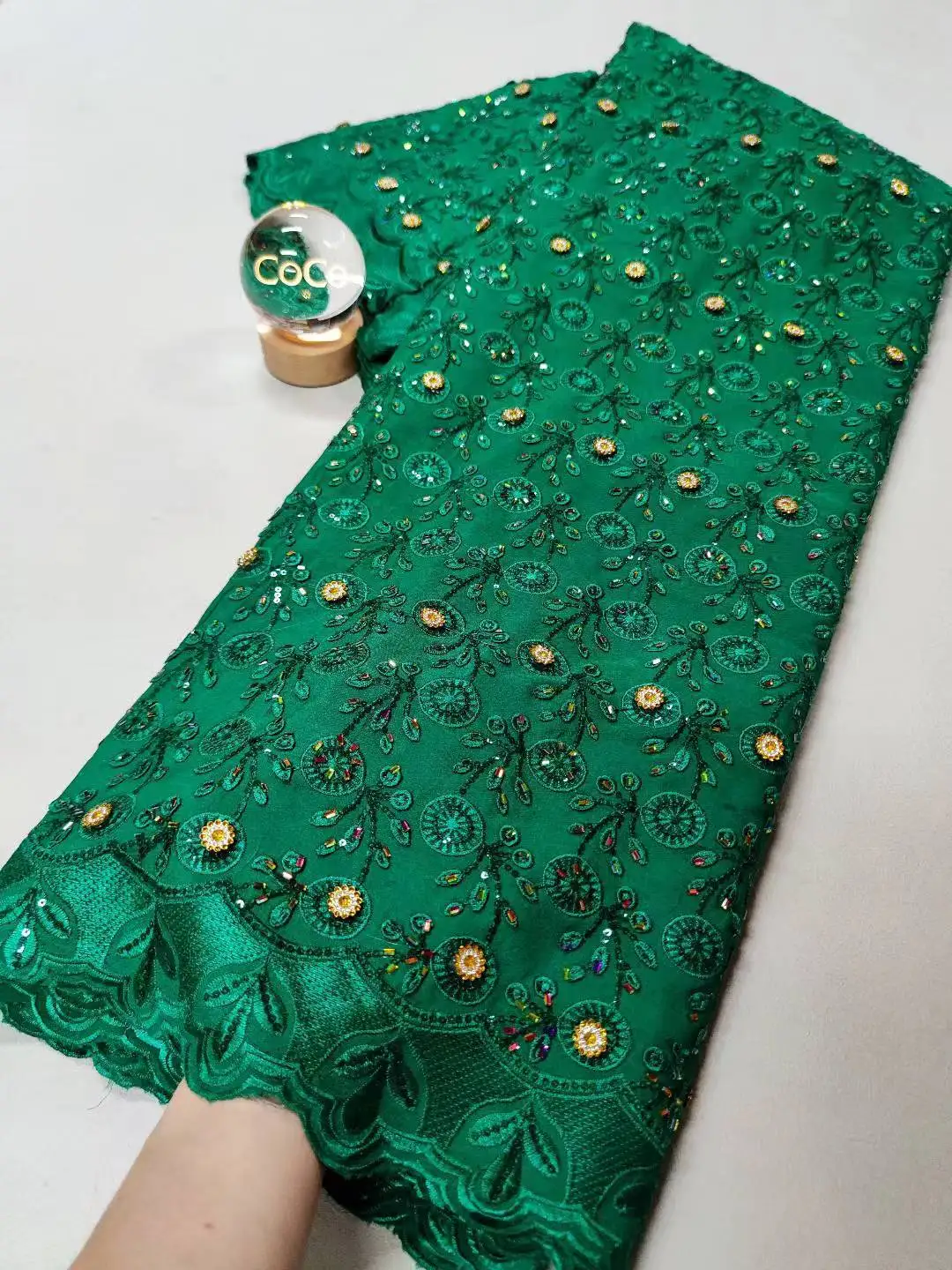 

2025 High-Quality Africa Nigerian Sequins Cotton Embroidery Lace Fabric Tulle for Wedding Party Dress Chiffon XL088 5 Yards