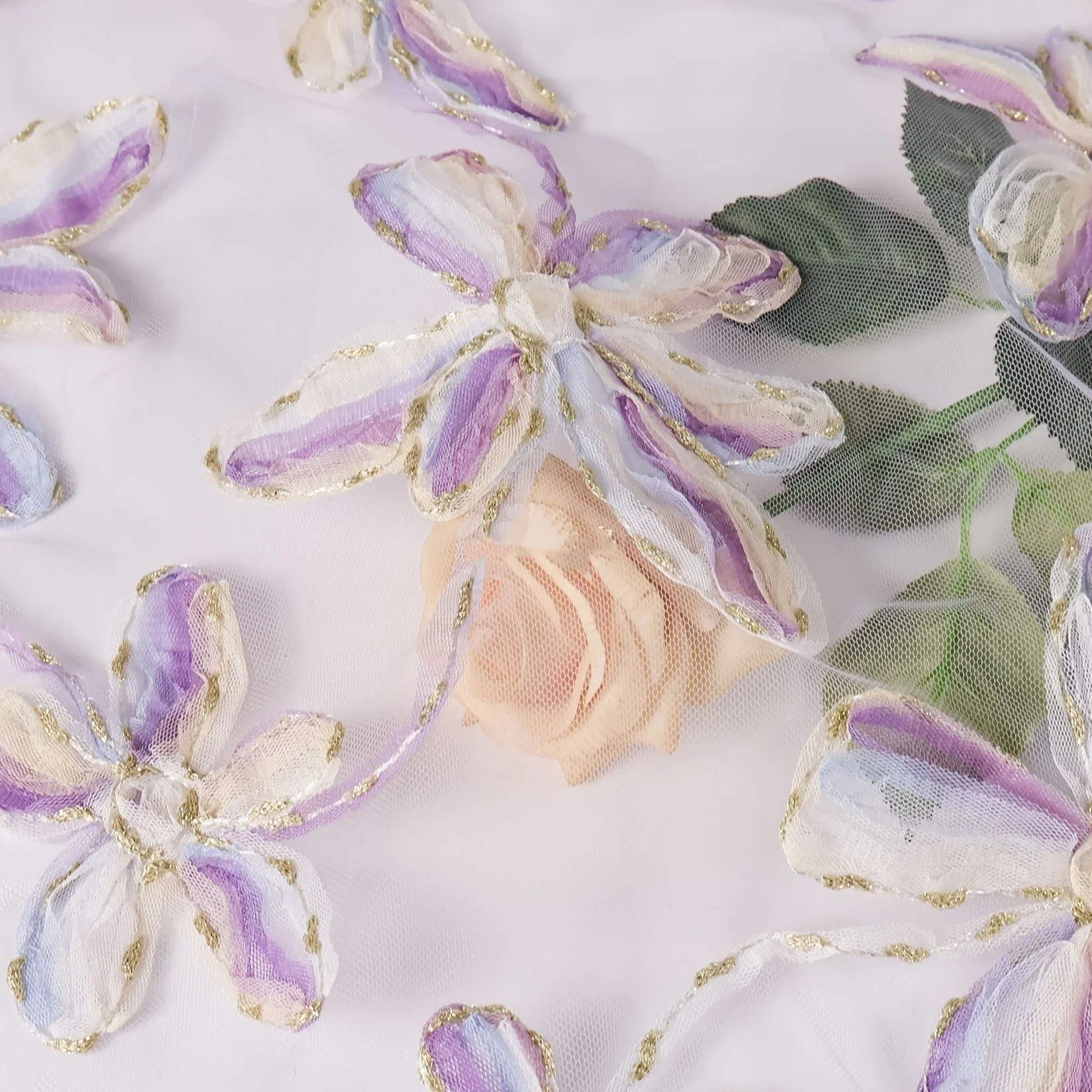 2 Yards Classy Stereo White Background Purple Flower Embroider Organza Plate Flower Mesh Fabric Wedding Dress Designer Fabric