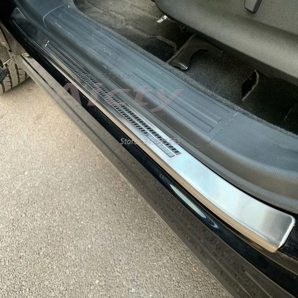 For Subaru Forester SK 2018 2019 2020 Exterior Outside Door Scuff Plate Cover Trim Door Pedals Scuff Sill Protector Car Styling
