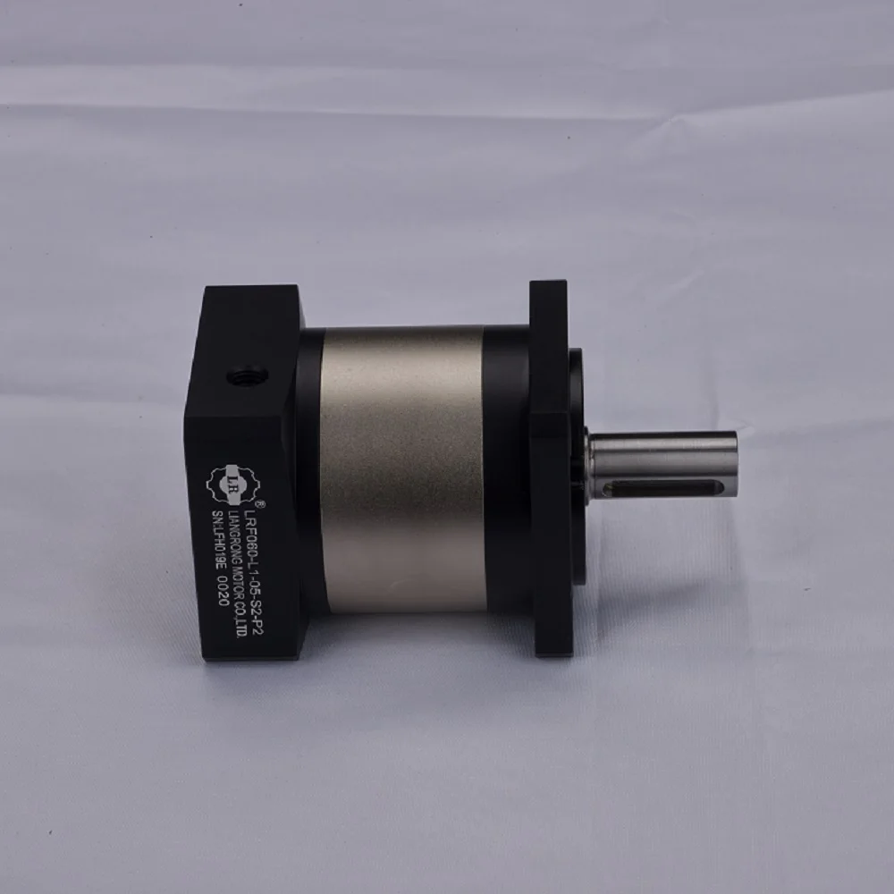 LRF60 Typ Planeten Minderer von Verhältnis 16/20/25/32/40/50/70:1 und Hohe Präzision für Nema 24 Stepping Servo Motor