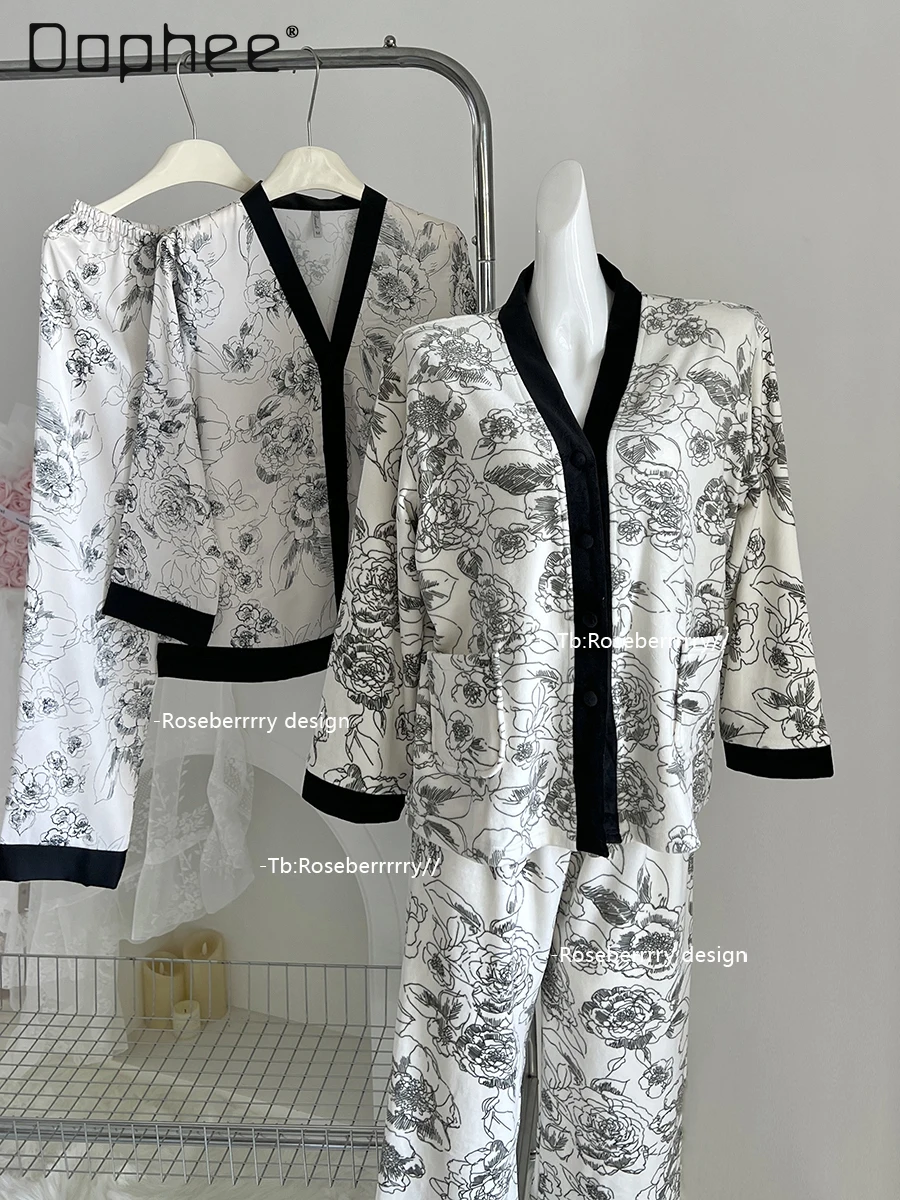 

High-end Floral Print Island Velvet Pajamas Long Sleeve V Neck Elegant Loungewear Cardigan and Pants Temperament Home Clothing