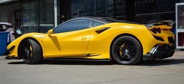 High Quality Dry Carbon Fiber PK Style Front Bumper Lip Side Skirt Rear Diffuser Rear Spoiler Side Vent for Ferrari F8 Body Kit