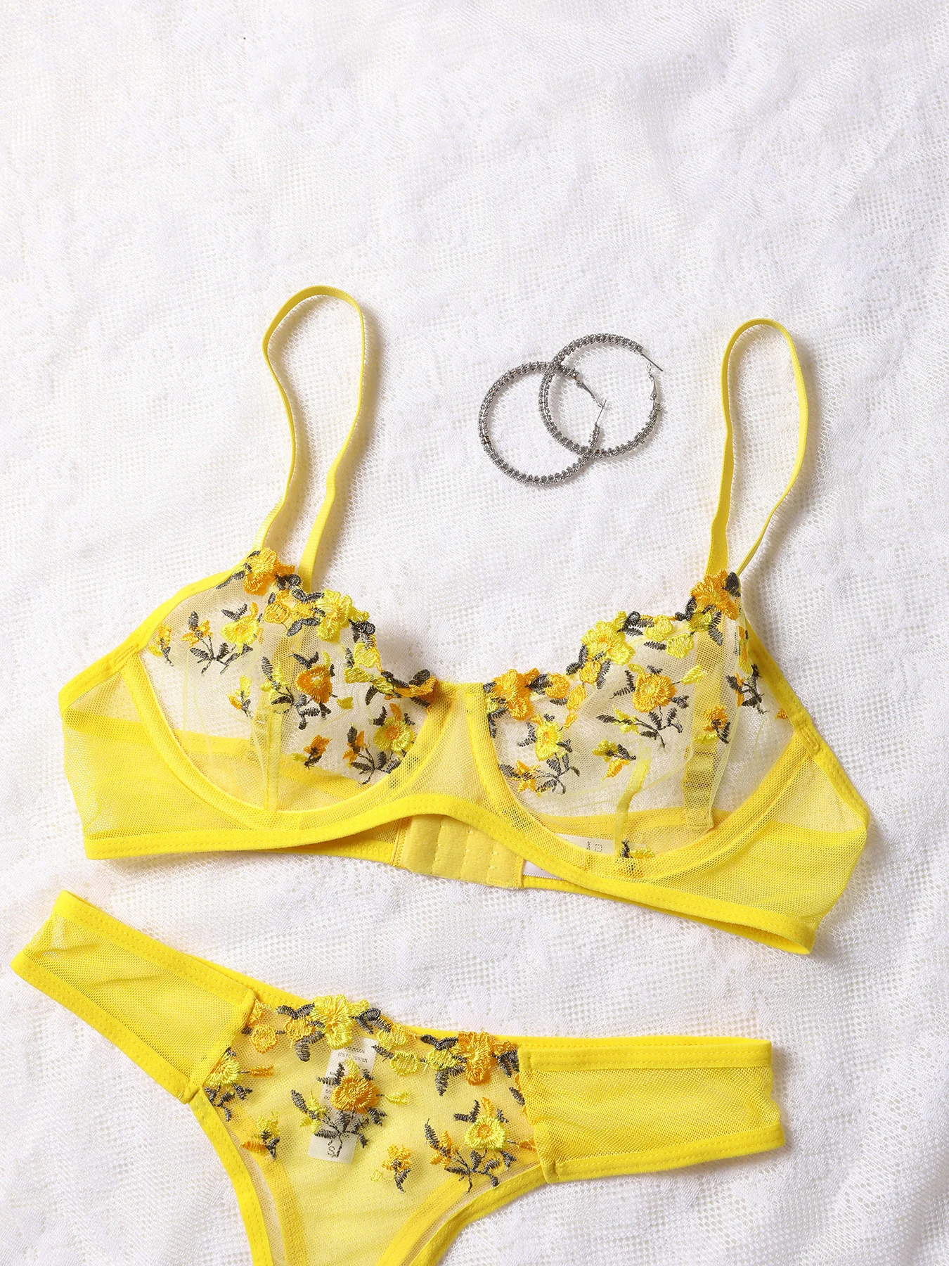 Embroidery Women Underwear Daily Yellow Lingerie Sexy Floral Transparent Lace Short Skin Care Kits Delicate Fairy Garter Set