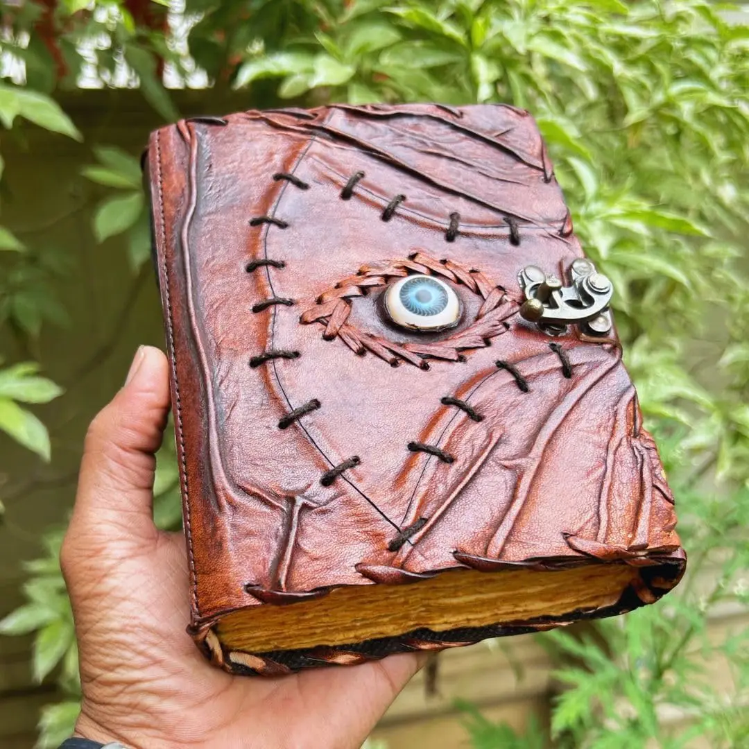 Hocus Pocus Leather Journal Blank Spell Book of Shadows with Lock Clasp Prop Vintage Notebook Journals Bound Witchcraft Wiccan.