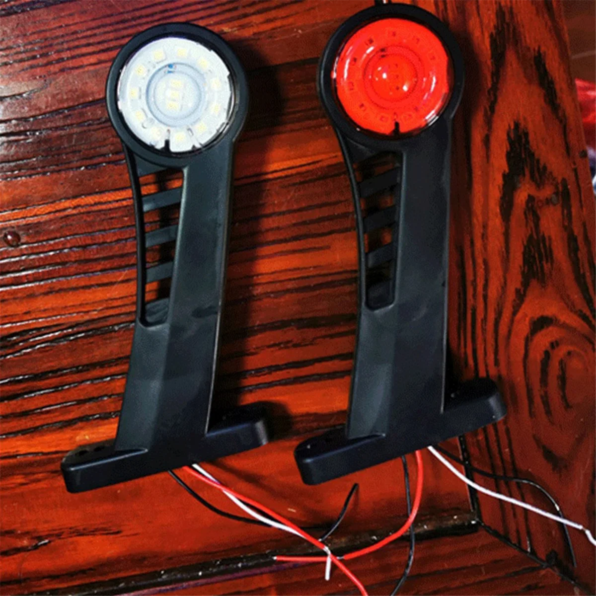 مصابيح جانبية لكوع السيارة ، مصباح إشارة تحذيري ، مصباح خلفي للمقطورة ، الشاحنة ، الشاحنة ، الحافلة ، 24 فولت ، 2