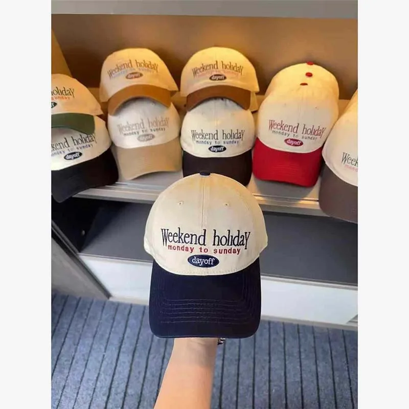 Berretto da baseball a tesa larga di alta qualità nuovo arrivato Berretto sportivo con ricamo a lettera retrò per coppie Berretto da donna Kpop Street Style