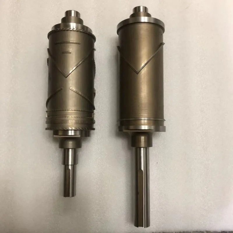 

Full semi-automatic mask machine N95/KN95 fusion tooth mold integrated rolling and cutting, three-piece knife parts accessories