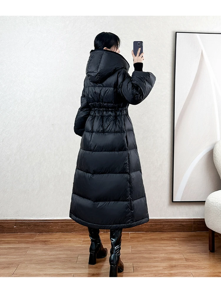 Winter Long Thick Down Jacket for women with hooded pull chain and wide cuffs, fashionable pufferfish black navy snow coat