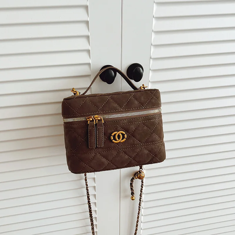 

2025 S/S Women‘s Quilted Chain Strap Shoulder Bag, Genuine Leather Mini Crossbody Purse, Vintage Chic Small Square Bag