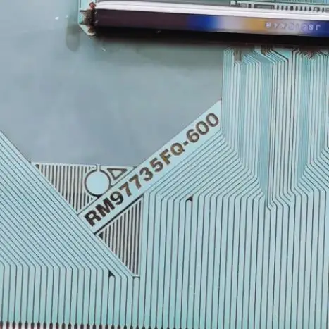

RM97735FQ-600 новая оригинальная катушка COF/TAB ЖК-драйвер IC 1 шт.