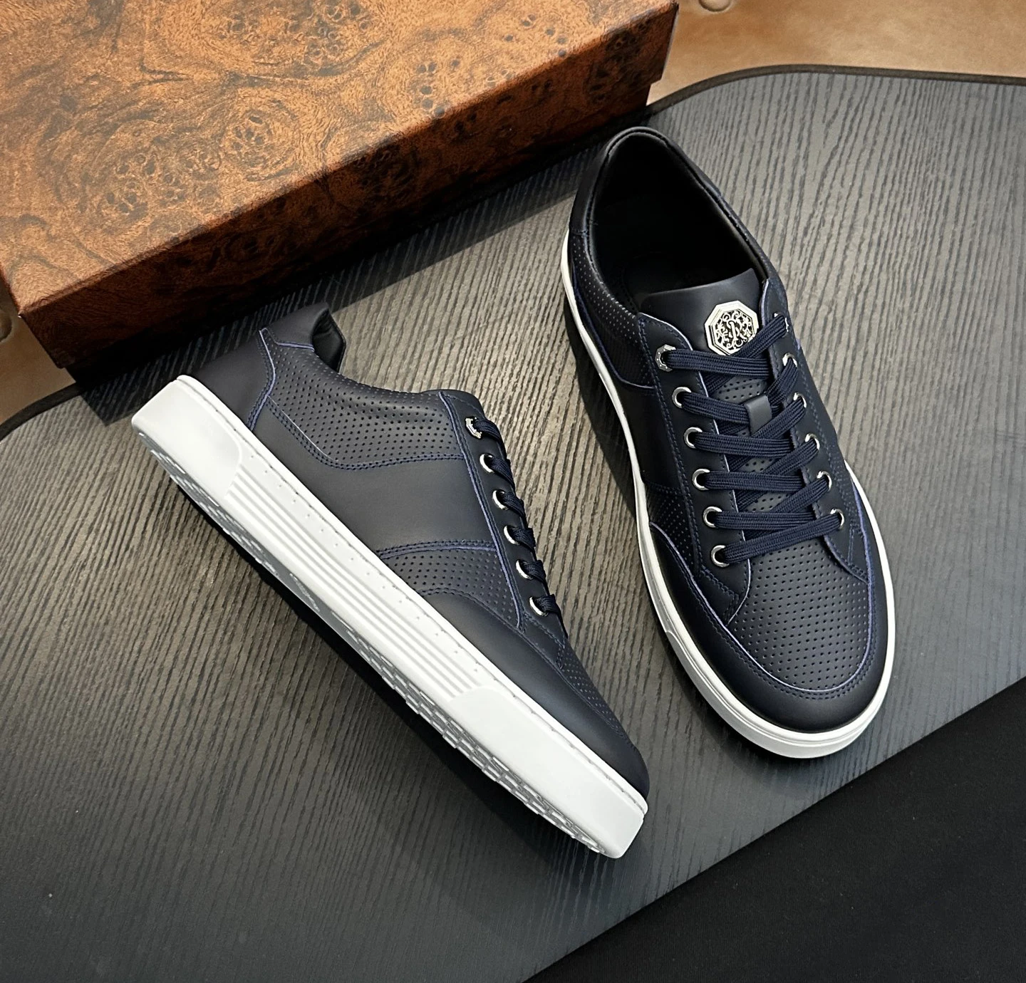 

OECHSLI Shoes Cowhide 2026 new Sneakers outdoors Sports casual breathable genuine leather motion Men‘s European big size 38-47