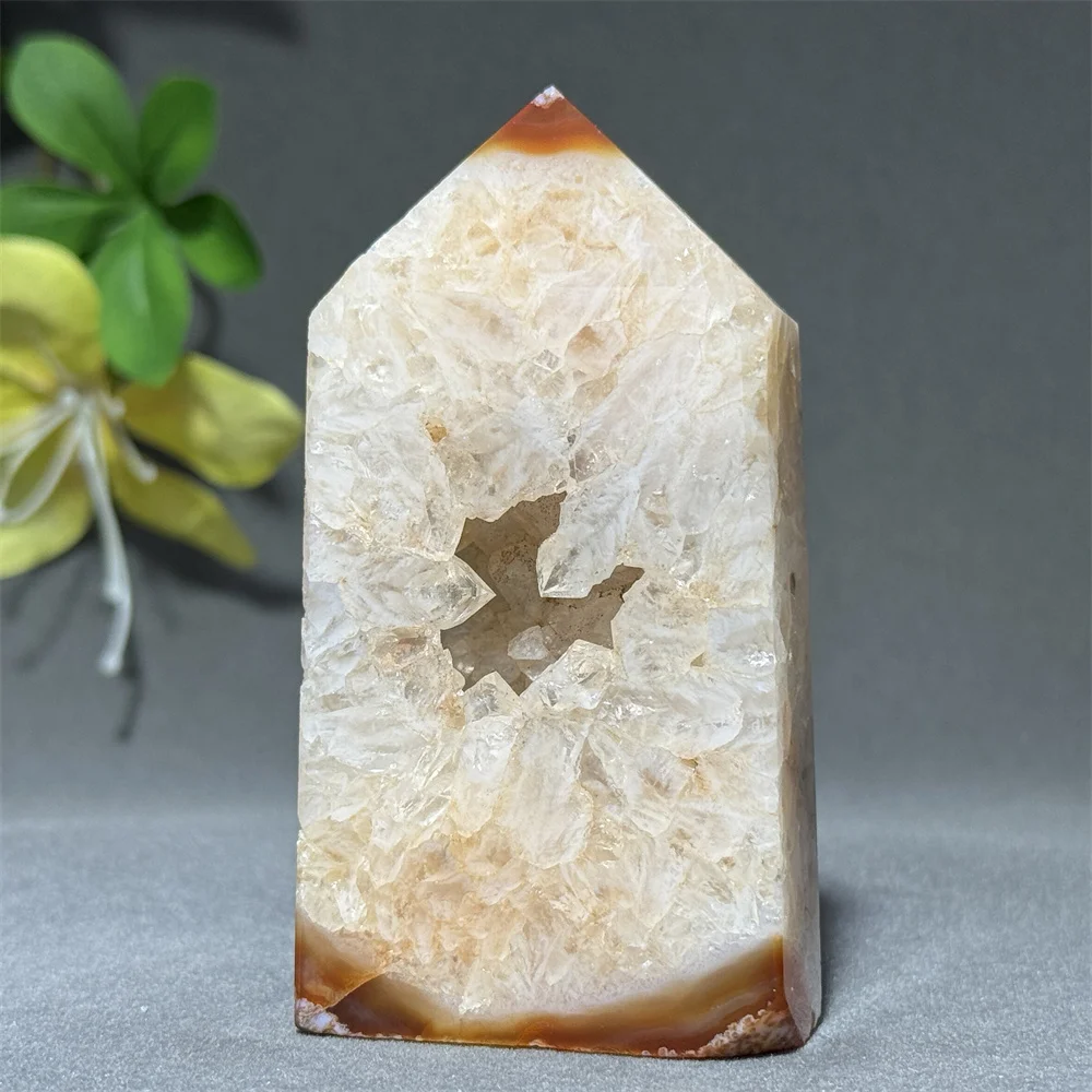 Obélisque en cristal d'agate rouge naturel, cristal minéral, décoration de la maison, décoration de la pièce, énergie de guérison, méditation spirituelle, pierre précieuse