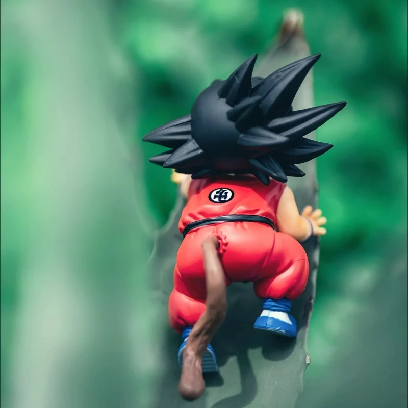 Bandai Dragon Ball figurines d'action Son Goku le numéro du monde un Association d'arts martiaux modèle de voiture ornement décoration de bureau