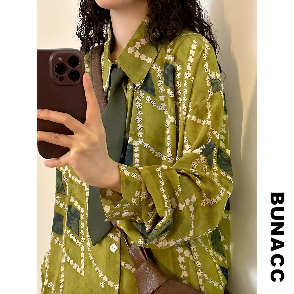 

Loose een Long Sve Women's irt Casual Comfortable Street Sle Printed BUNACC Early Autumn American Retro Faion Top