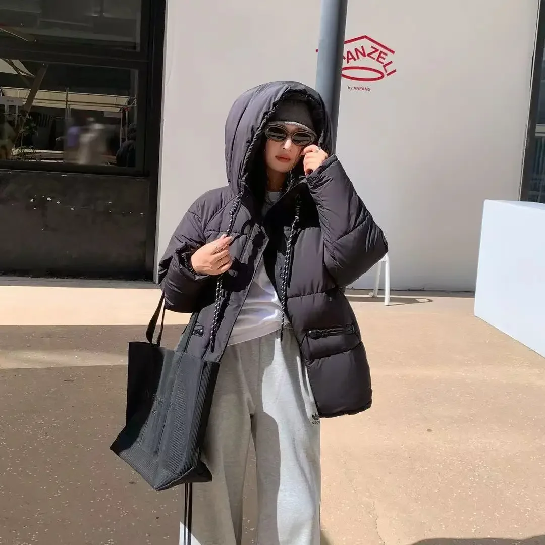 Giacca invernale da pendolare con cappuccio oversize in piumino di cotone da donna nuova