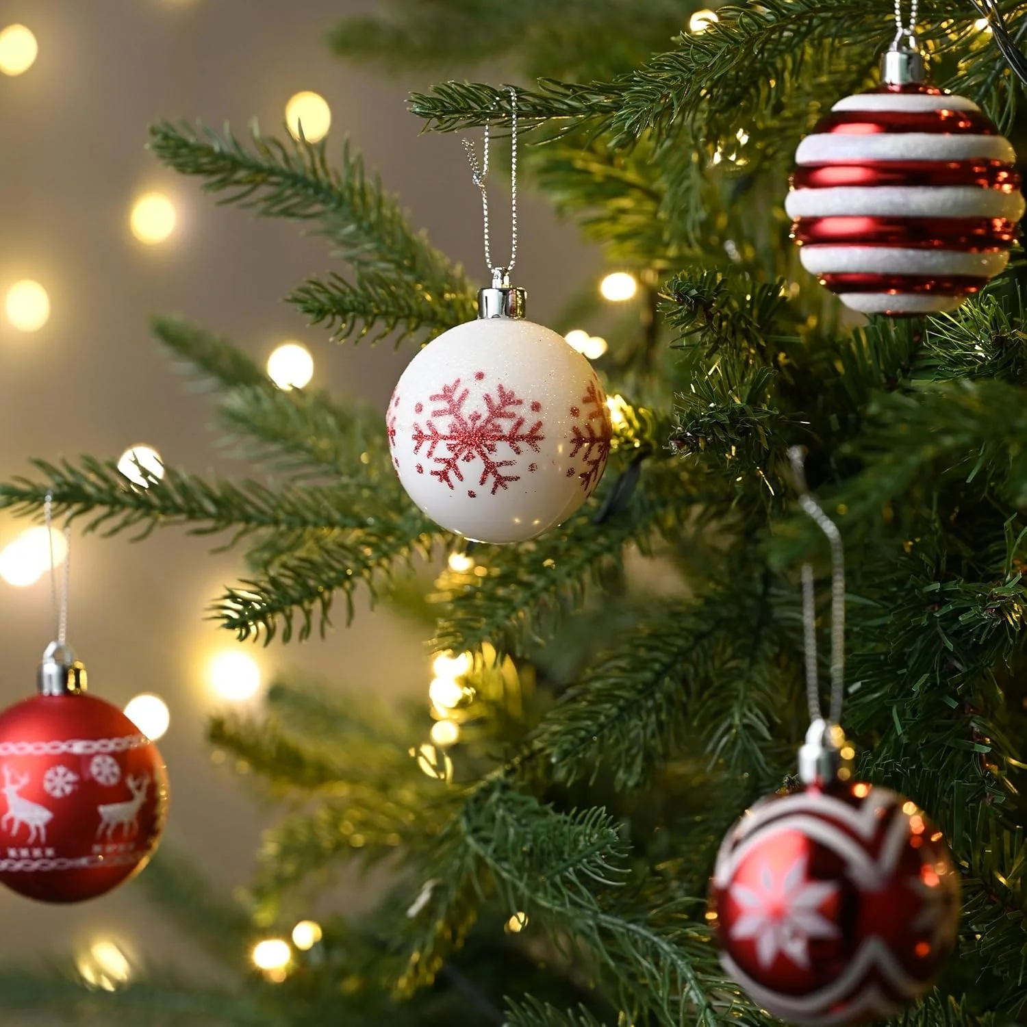 24Pcs Christmas Ball Ornaments,Red and White Christmas Ornaments for Tree Pre Strung Plastic Xmas Tree Decorations view 3