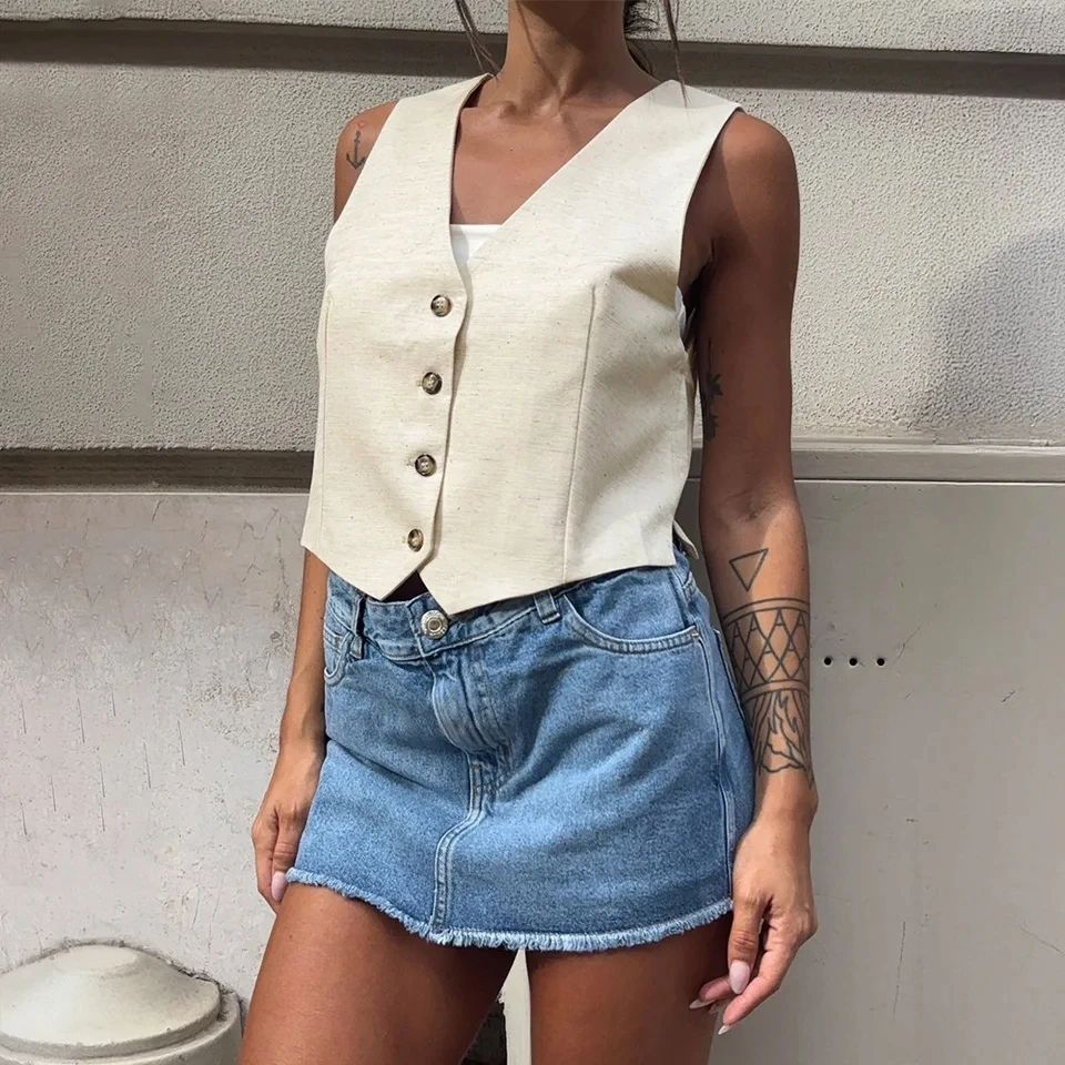 

2026 Summer New Solid Color V Neck Button Sleeveless Vest Waistcoat Ladies Loose Casual Fashion Simple Top