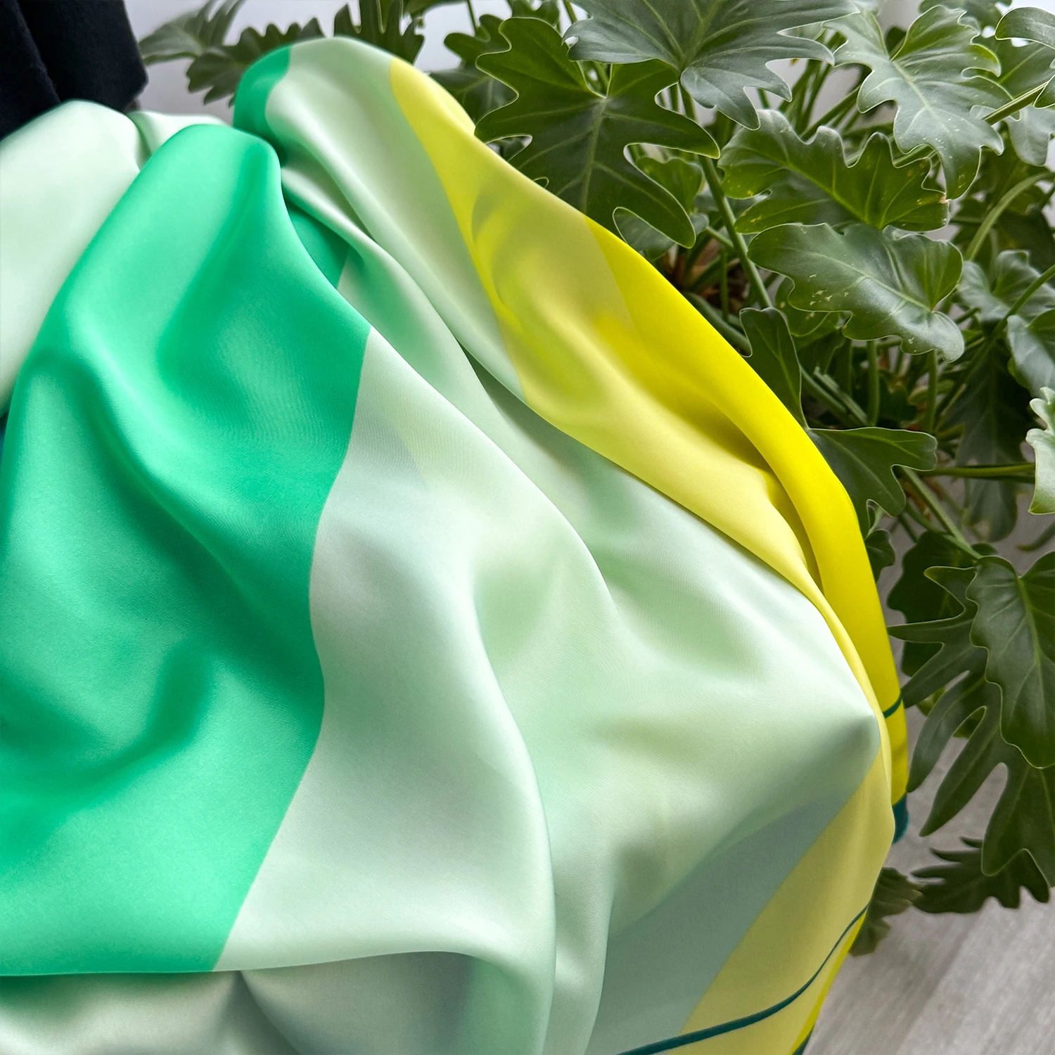 Luxury Brand Scarf Spring Summer Women Beach Sunscreen Fashion Party Shawl China Quality Silk Lady Popular Print Scarves Hijab