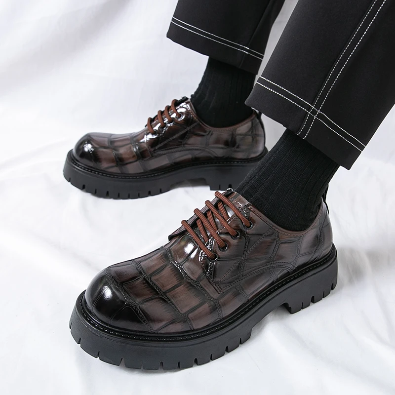 Fashion Brand Men's Crocodile Leather Comfortable Thick Soled Derby Shoes Spring Men Retro Lace Up Business Casual Leather Shoes