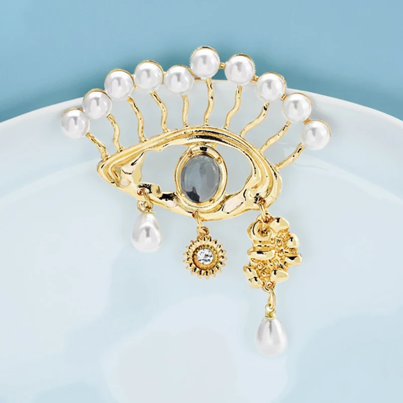 Wuli&baby Pearl Eye Brooches Women Unisex New Fashion Beautiful Eyes Party Office Brooch Pins Gifts