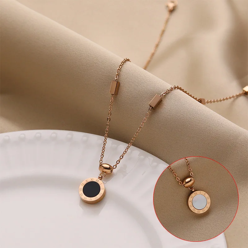 Yupsk كلاسيكي التيتانيوم الصلب الأرقام الرومانية الأسود جولة قلادة المرأة مثير قلادة الأزياء والمجوهرات هدية