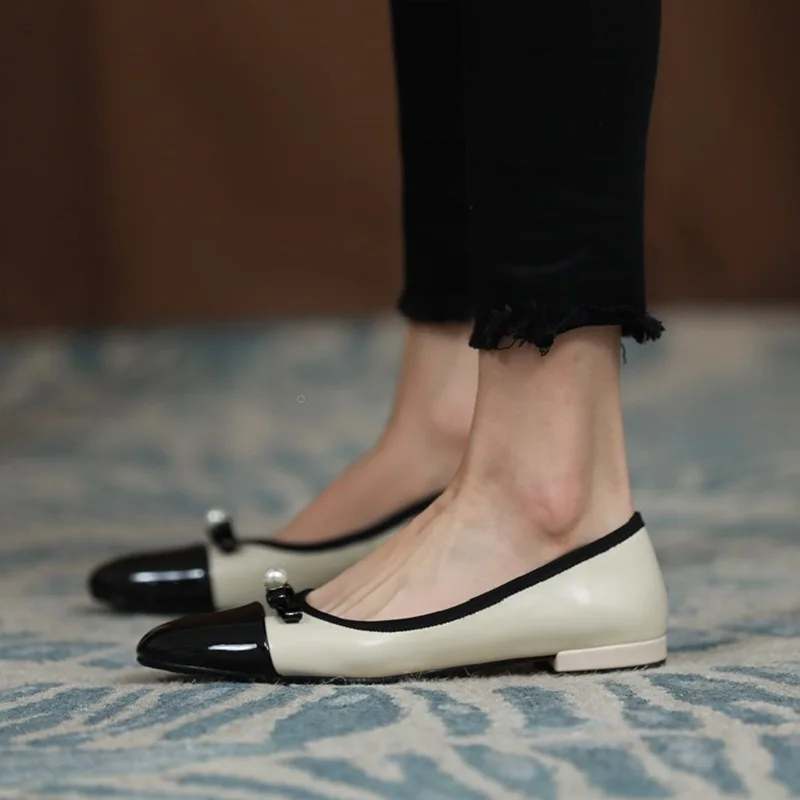 Basic Flat Shoes Woman RoundToe Ballet Flats Elegant Low Heel Simple Shoes French Style Real Leather Spring Autumn Flats