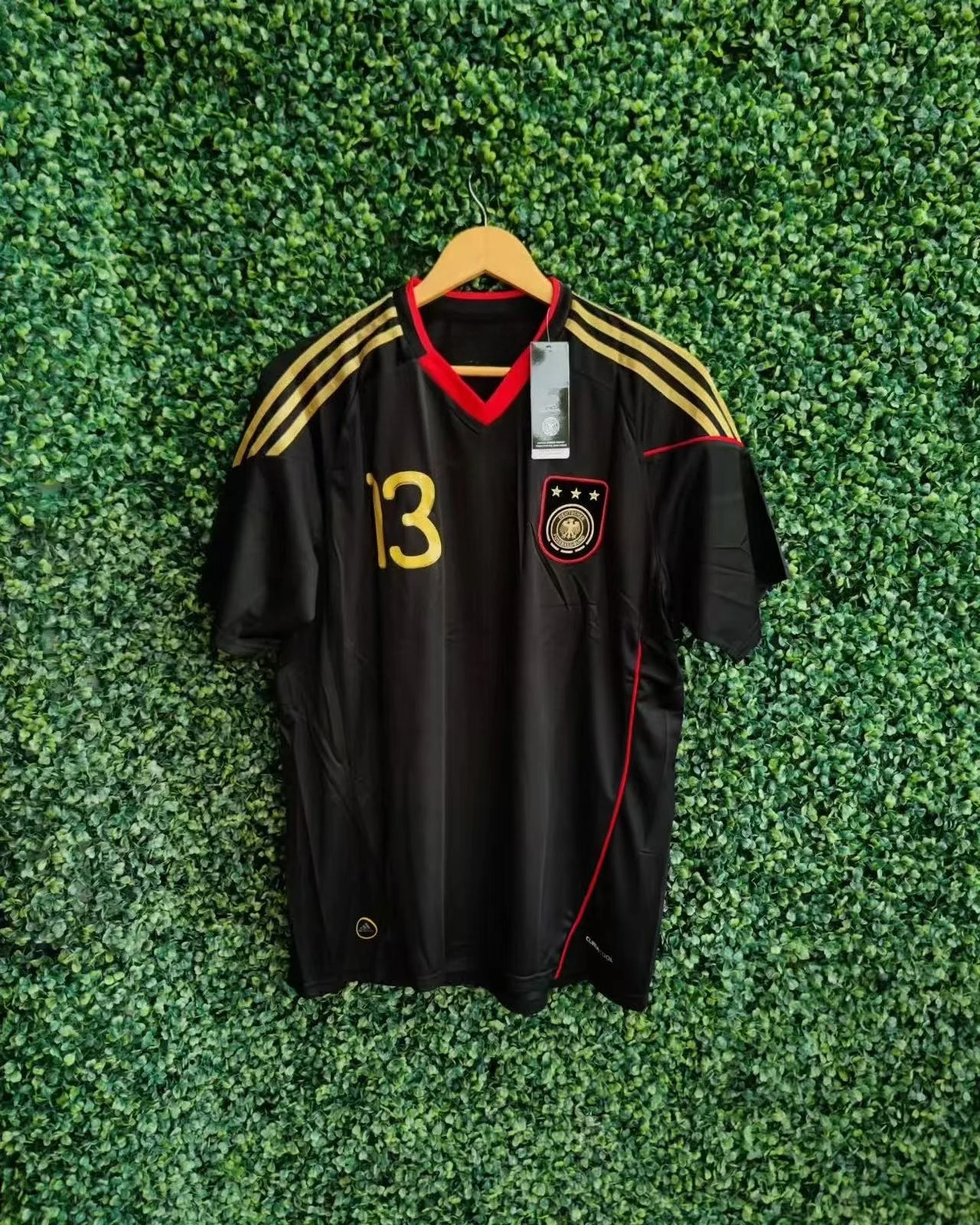 

2025 Summer Physical New Retro Jersey German Football Club Men's No. 13 T-shirt Short-sleeved Children's Sports and Leisure Y2K