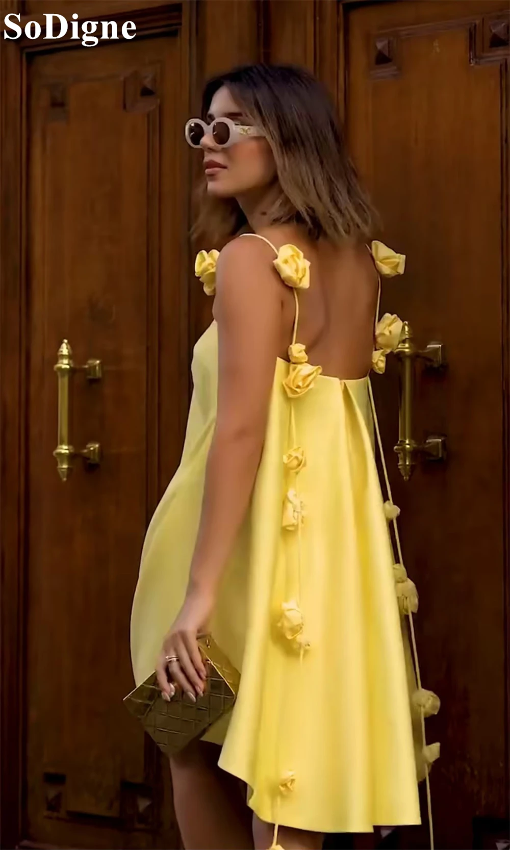 Sodigne sexy amarelo curto vestidos de baile a linha flores cinta espaguete sem costas festa mini vestido banquete cocktail personalizado